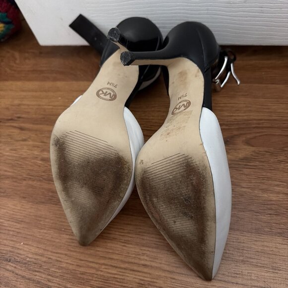 Michael Kors Chic Black and White Women’s Heels - Picture 5 of 7